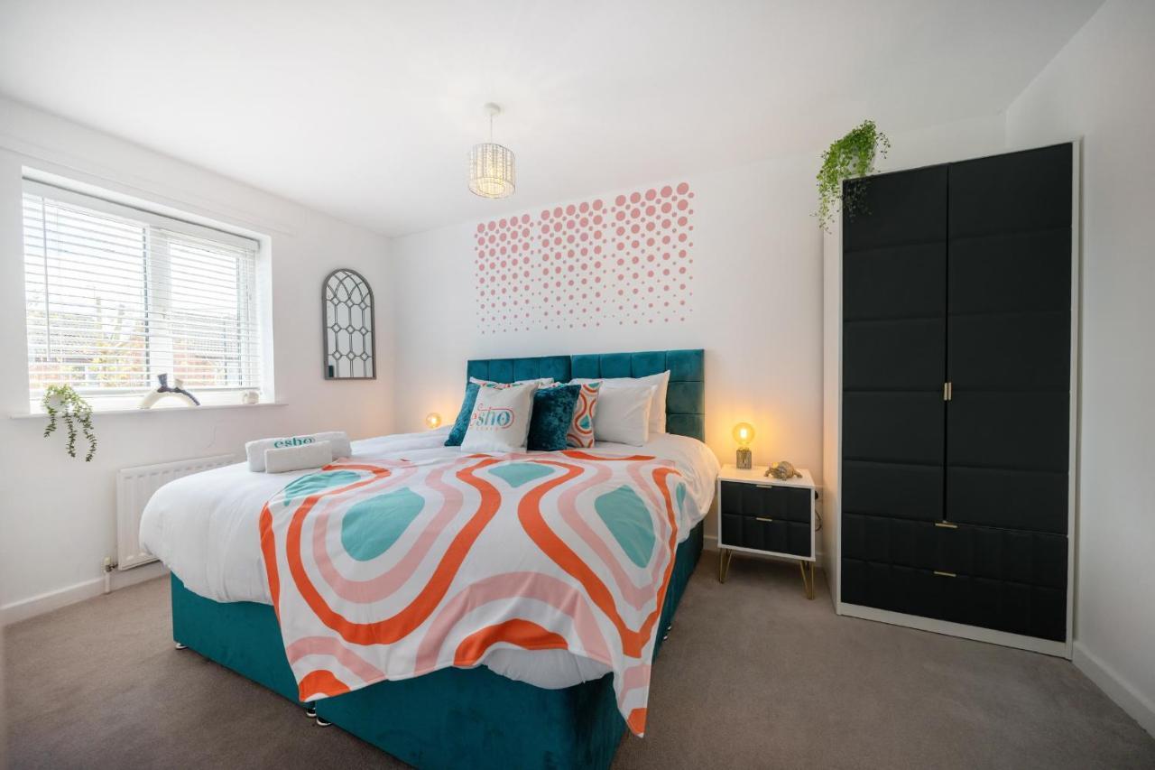 Stylish 3 Bed House, Large Garden, Parking, Wifi - Esho Stays Coventry Exterior foto
